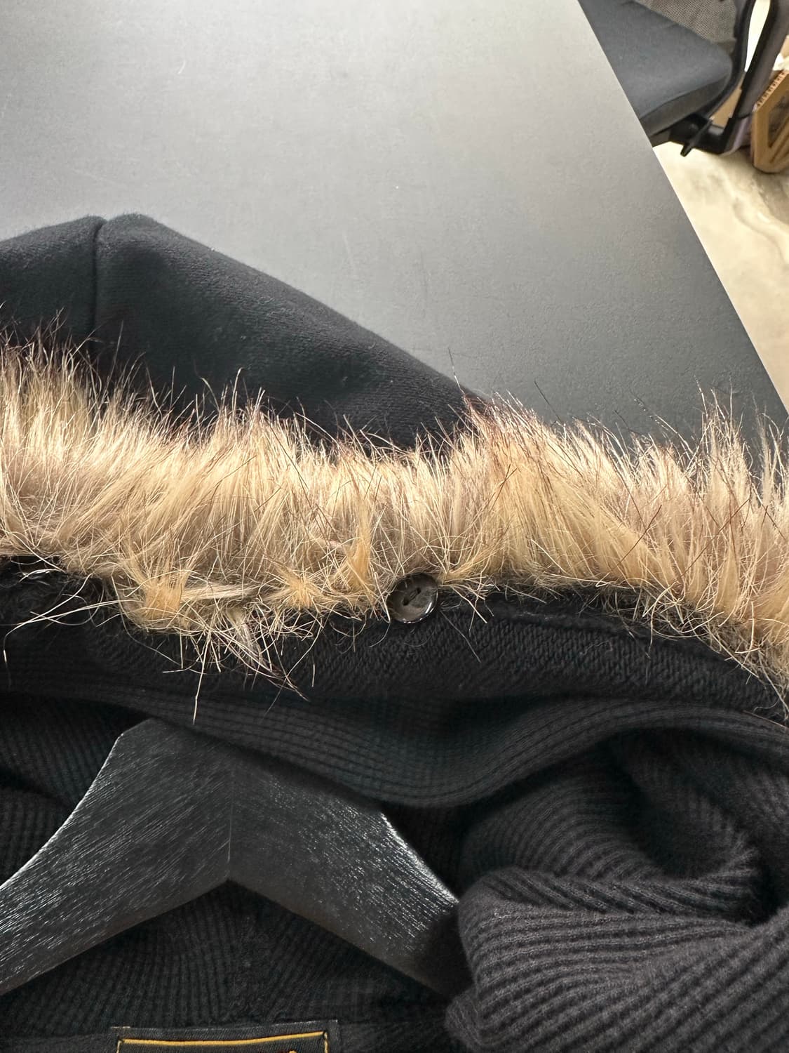 벤슨 넥핸드워머 스컬윙 퍼 후드집업 상품이미지7