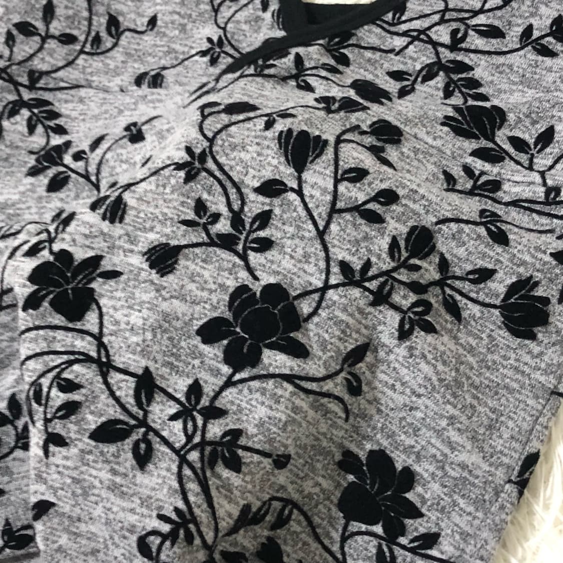 빈티지 그레이 플라워 나시 상품이미지6