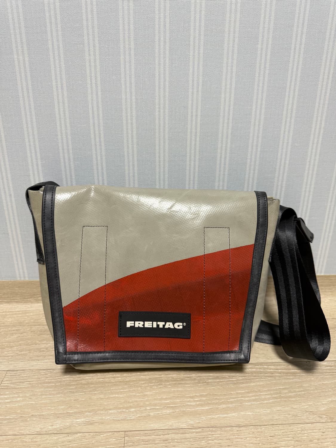 프라이탁 라씨 상품이미지2