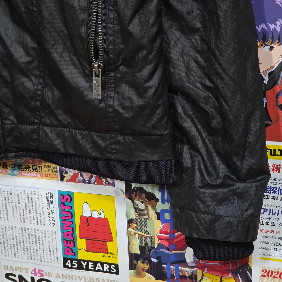 리바이스 락시크 유광 코팅 하이넥 누빔 자켓 상품이미지4