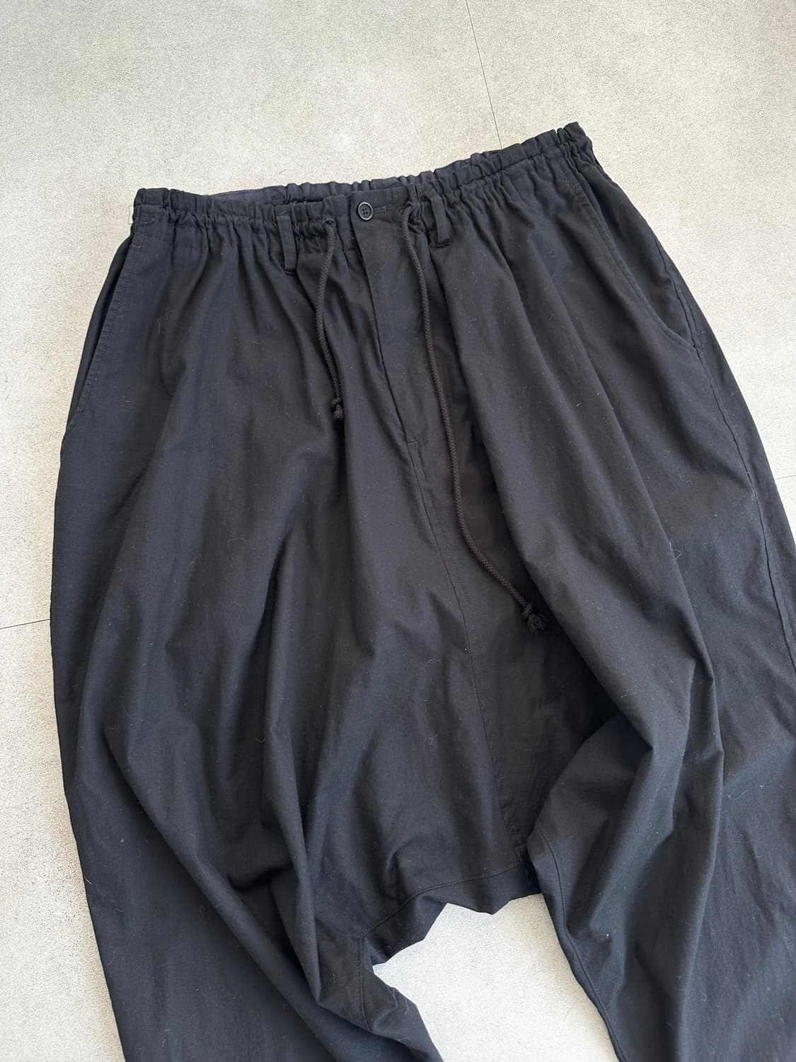 Yohji Yamamoto 블랙 사루엘 팬츠 상품이미지3