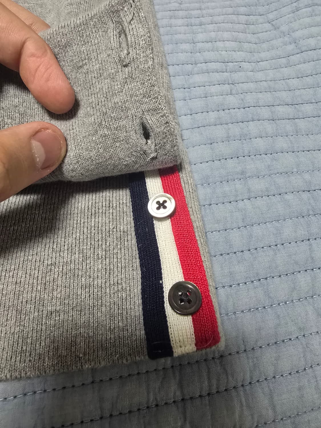 (새상품급/2)톰브라운 라이트 그레이 맨투맨(정품) 상품이미지5