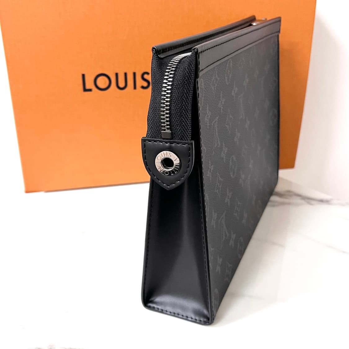 [S+급/정품] 루이비통 포쉐트 보야주 MM 클러치 백 상품이미지8