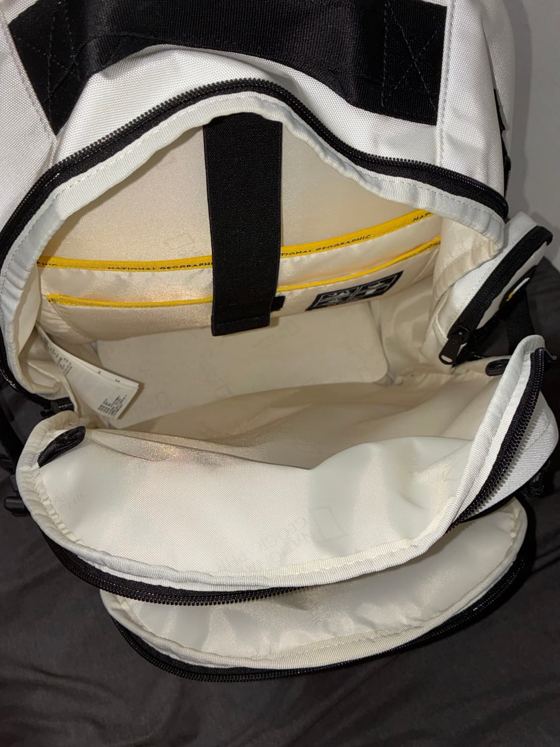 네셔널지오그래픽 라코 백팩 화이트(판매) 상품이미지5