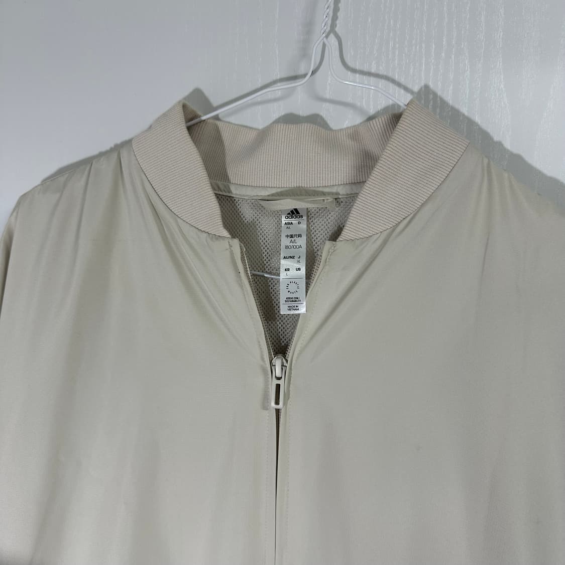 아디다스 오리지널 빅로고 베이지 바람막이 상품이미지3