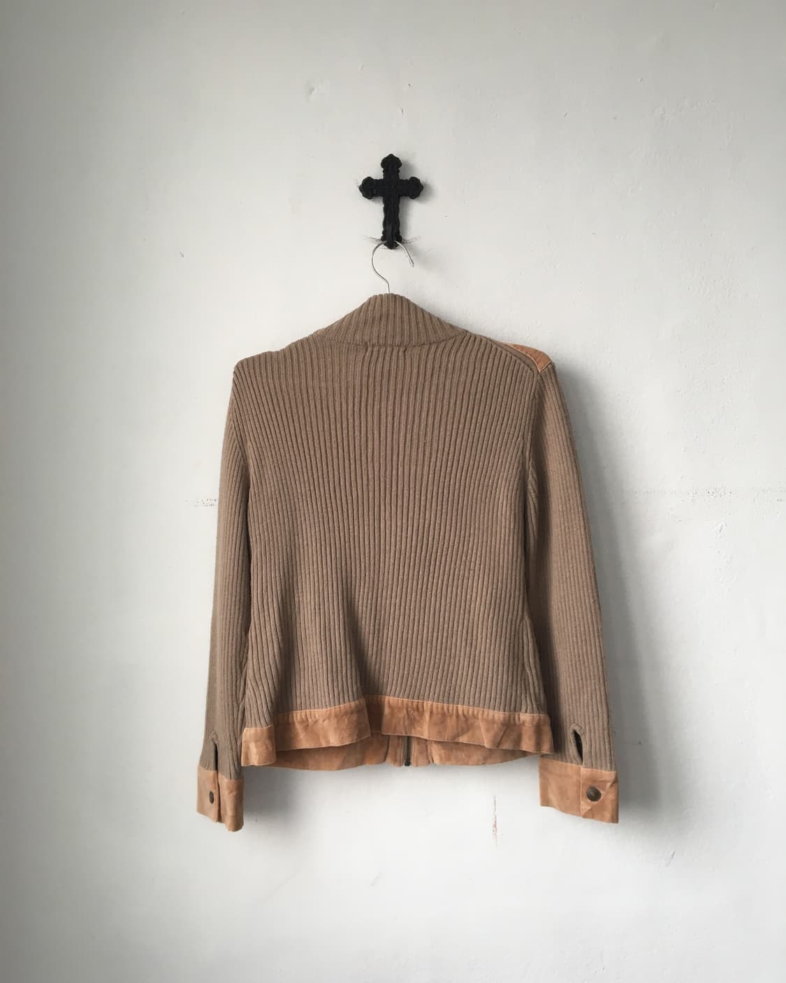 Patch point ribbed high neck zip up 상품이미지3