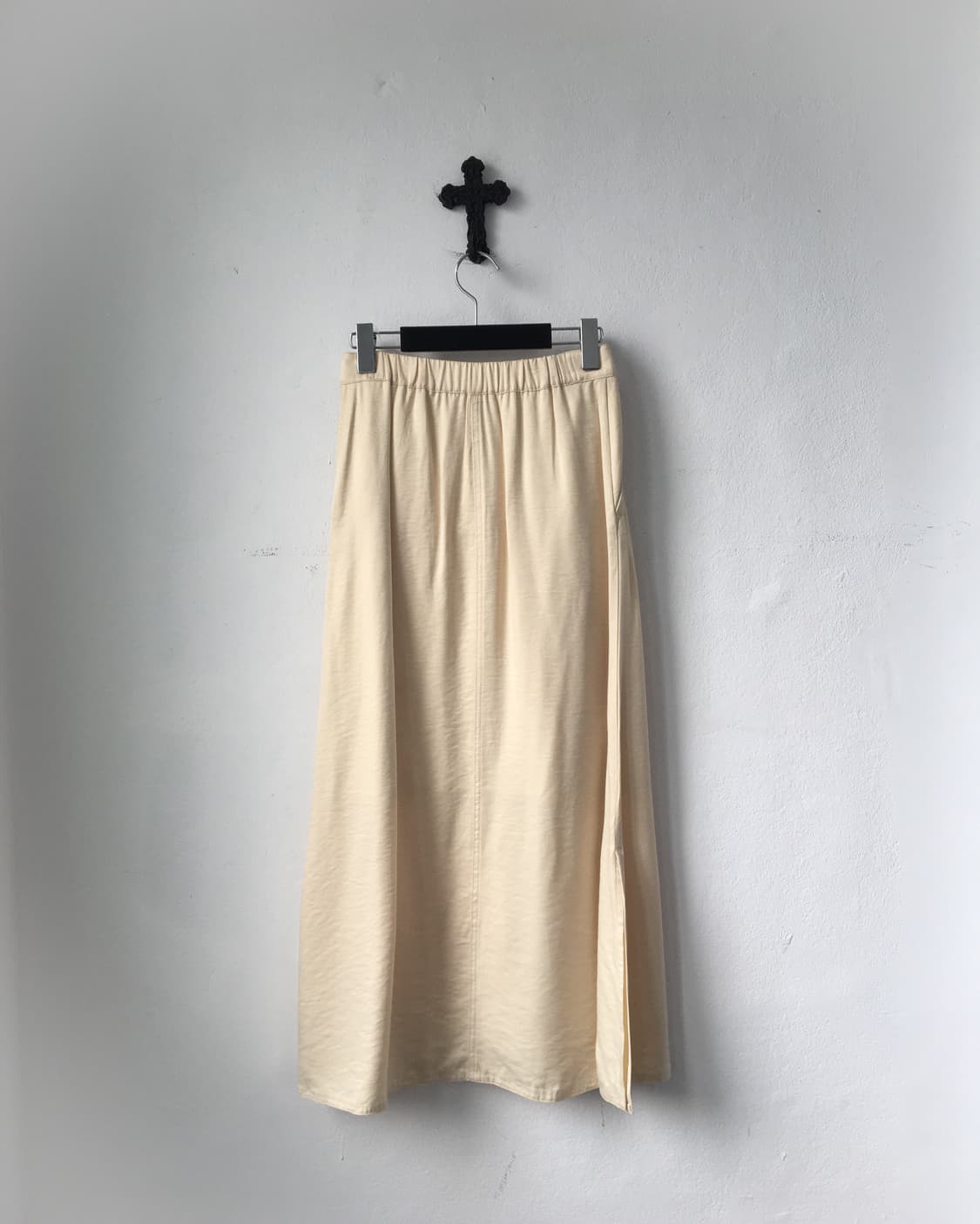 Glossy long skirt 상품이미지2