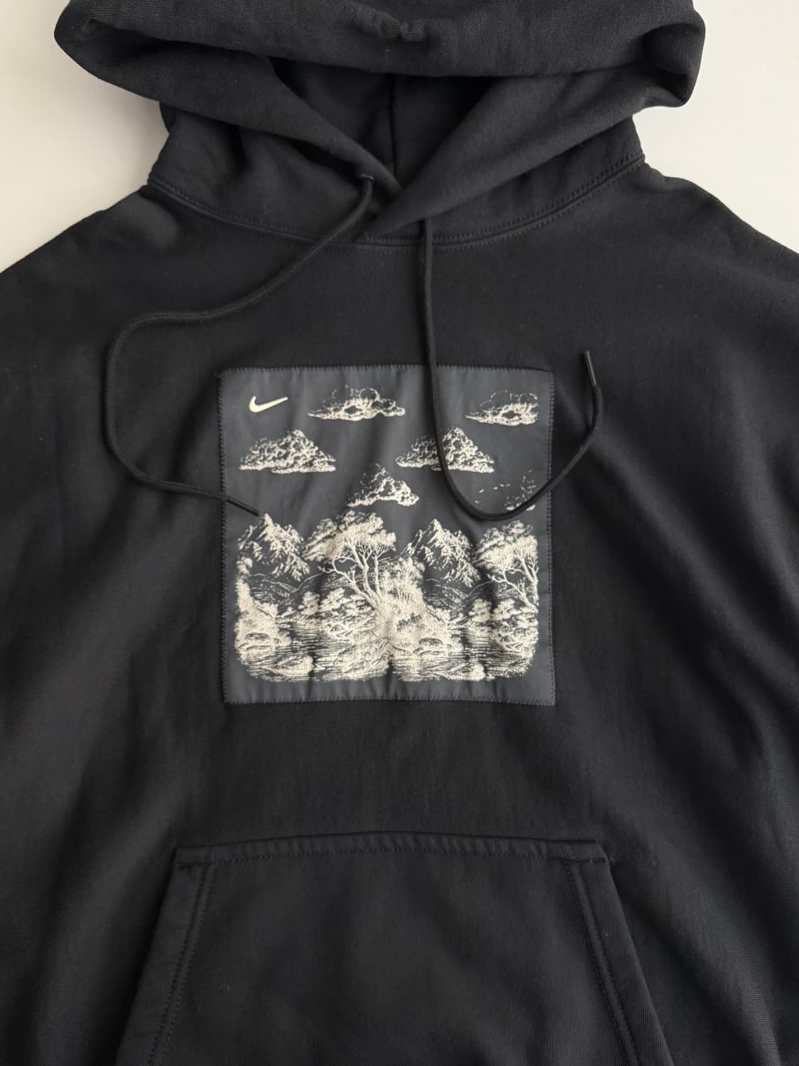 나이키 솔로 스우시 후드티 상품이미지4