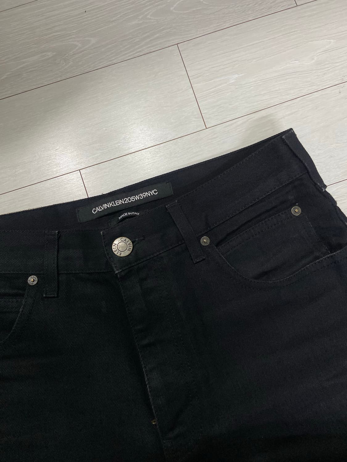 [30] 캘빈클라인 205w39nyc 블랙 데님 팬츠 상품이미지5