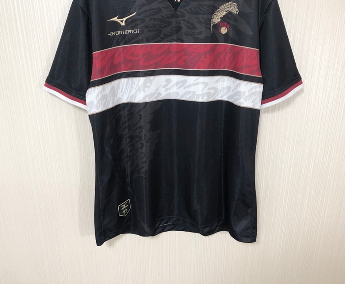 미즈노X오버더피치 콜라보 모렐리아 40주년기념 풋볼져지 L 상품이미지3