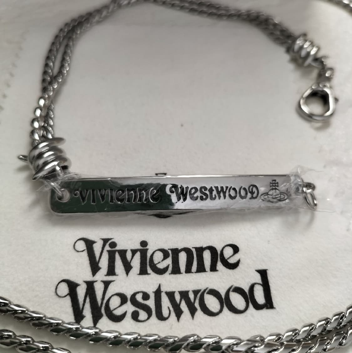 비비안웨스트우드 아카이브 레터링 orb 각인 레어이드 체인 초커 목걸이 상품이미지2