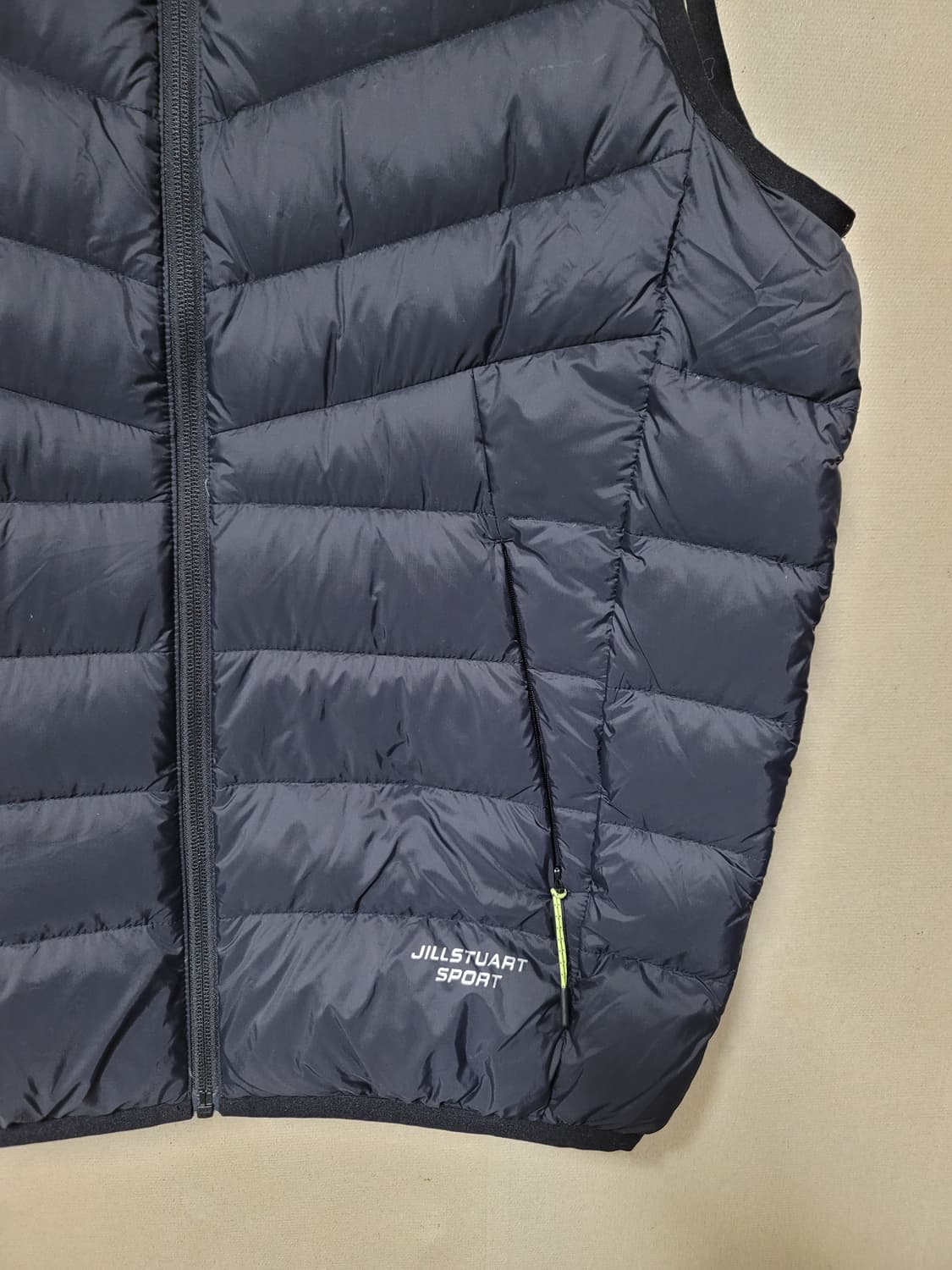 질스튜어트 스포츠 다운 베스트 상품이미지3