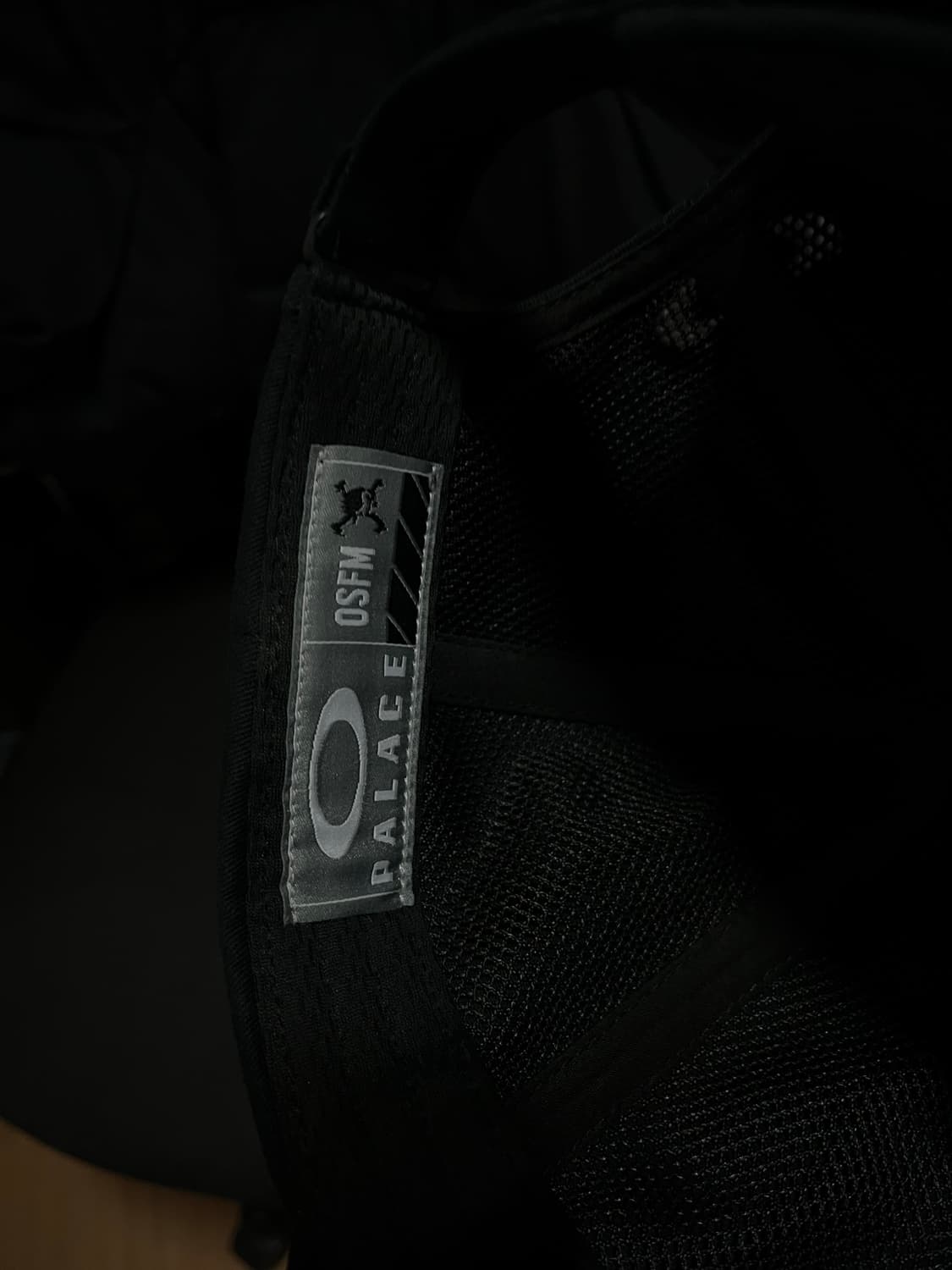 팔라스 오클리 6패널 블랙 실버 볼캡 팝니다 상품이미지7