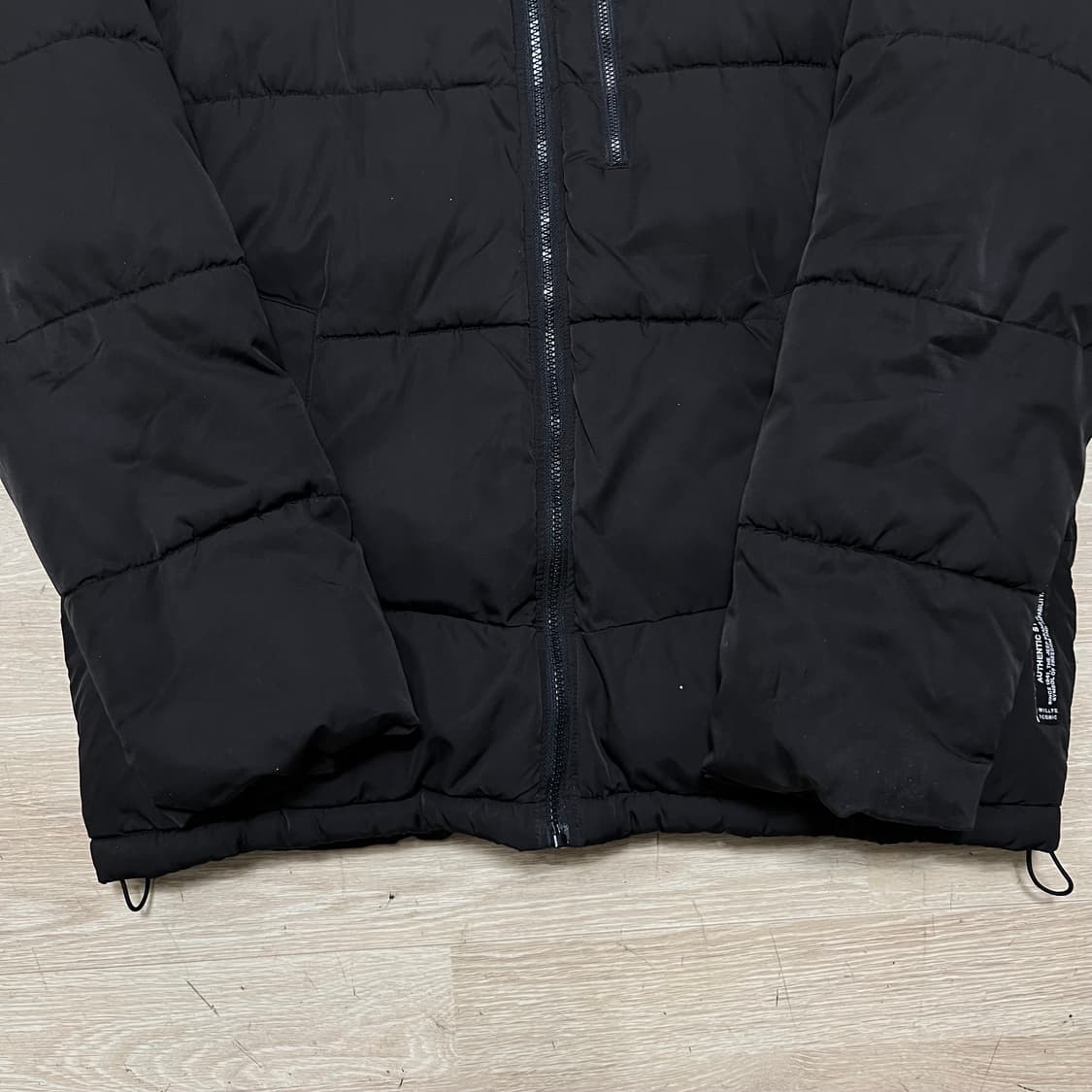 지프 Jeep 레터링 로고 후드 볼 타입 패딩 점퍼 [블랙] L/100 상품이미지3