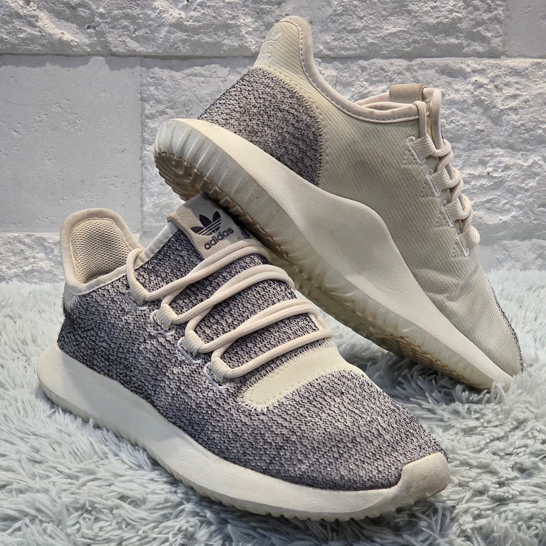 5q-7:아디다스 오리지널스 튜블라 섀도우 그레이/베이지 (230cm) 상품이미지4