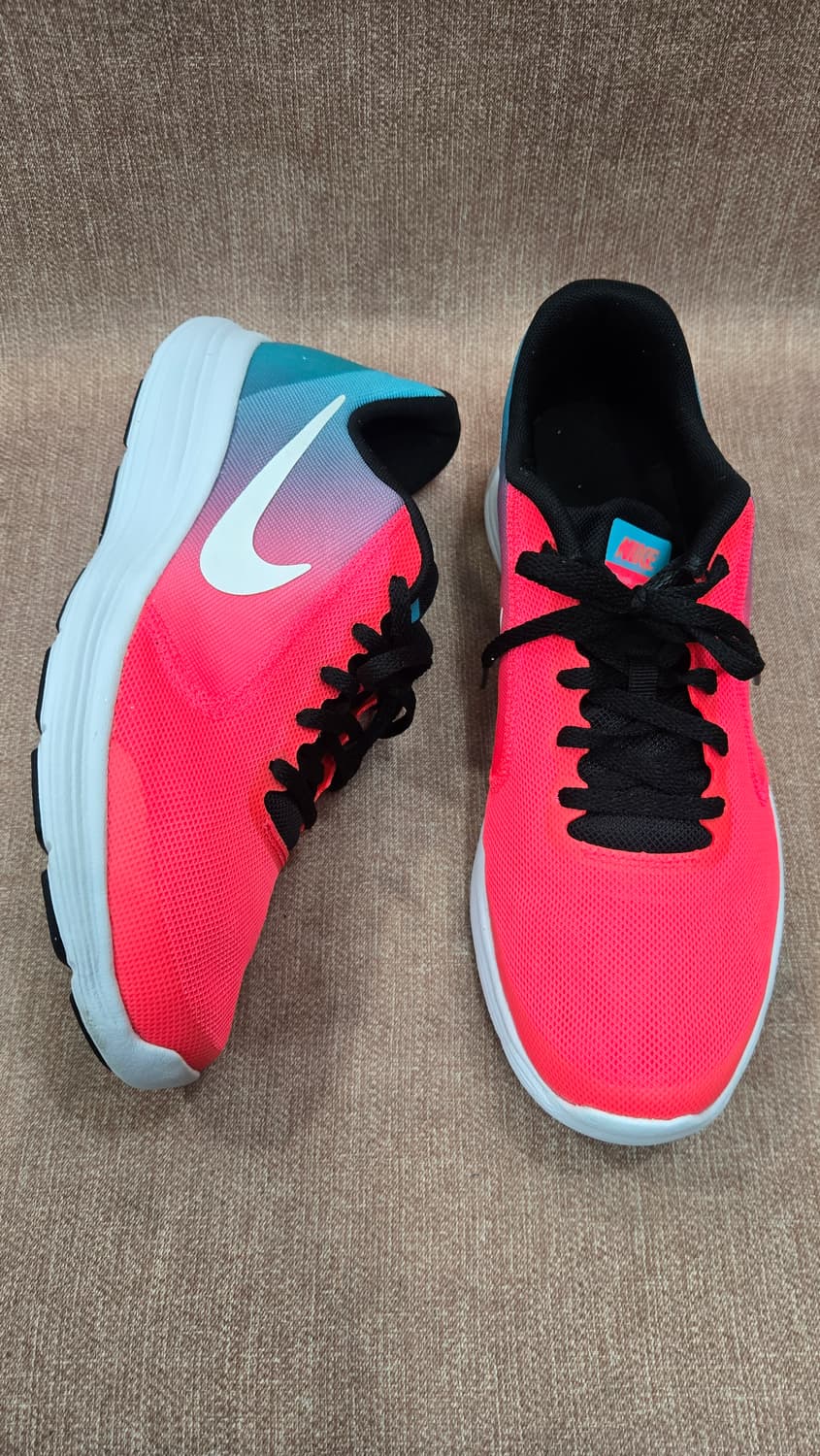 나이키 250mm-  레볼루션 3 우먼 런닝화 상품이미지1