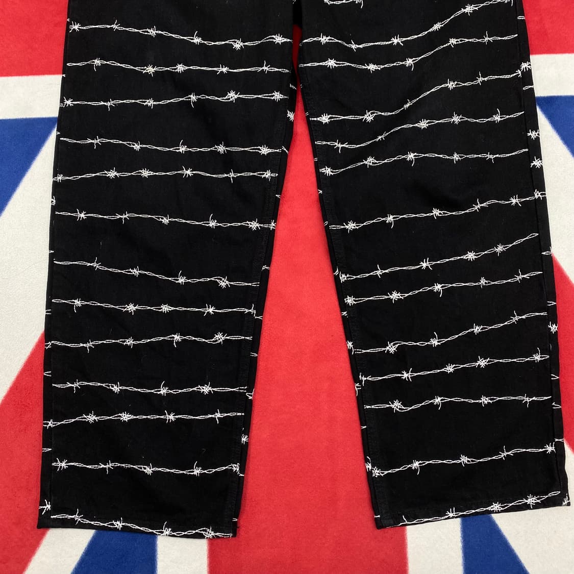 노매뉴얼 철조망 프린팅 데님팸츠L  상품이미지3