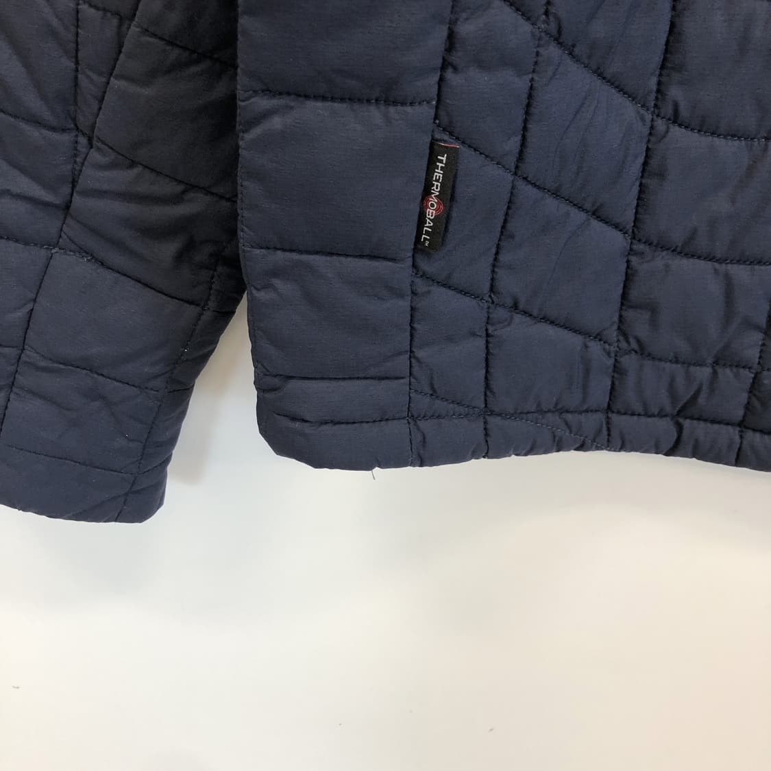 노스페이스 써모볼 경량 에코패딩 M 상품이미지5