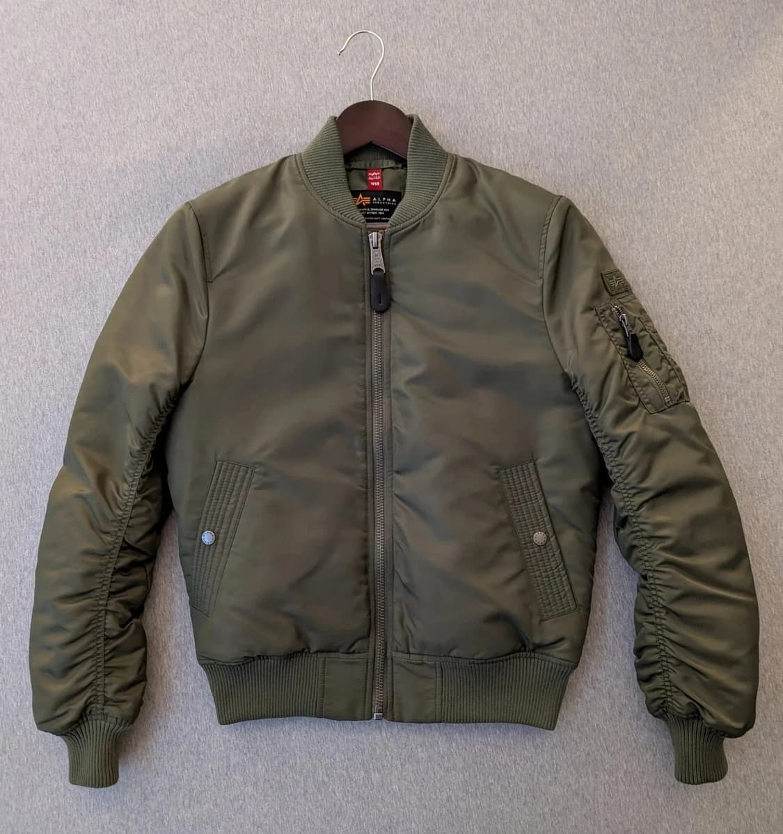 알파 인더스트리 MA-1 재킷 상품이미지1