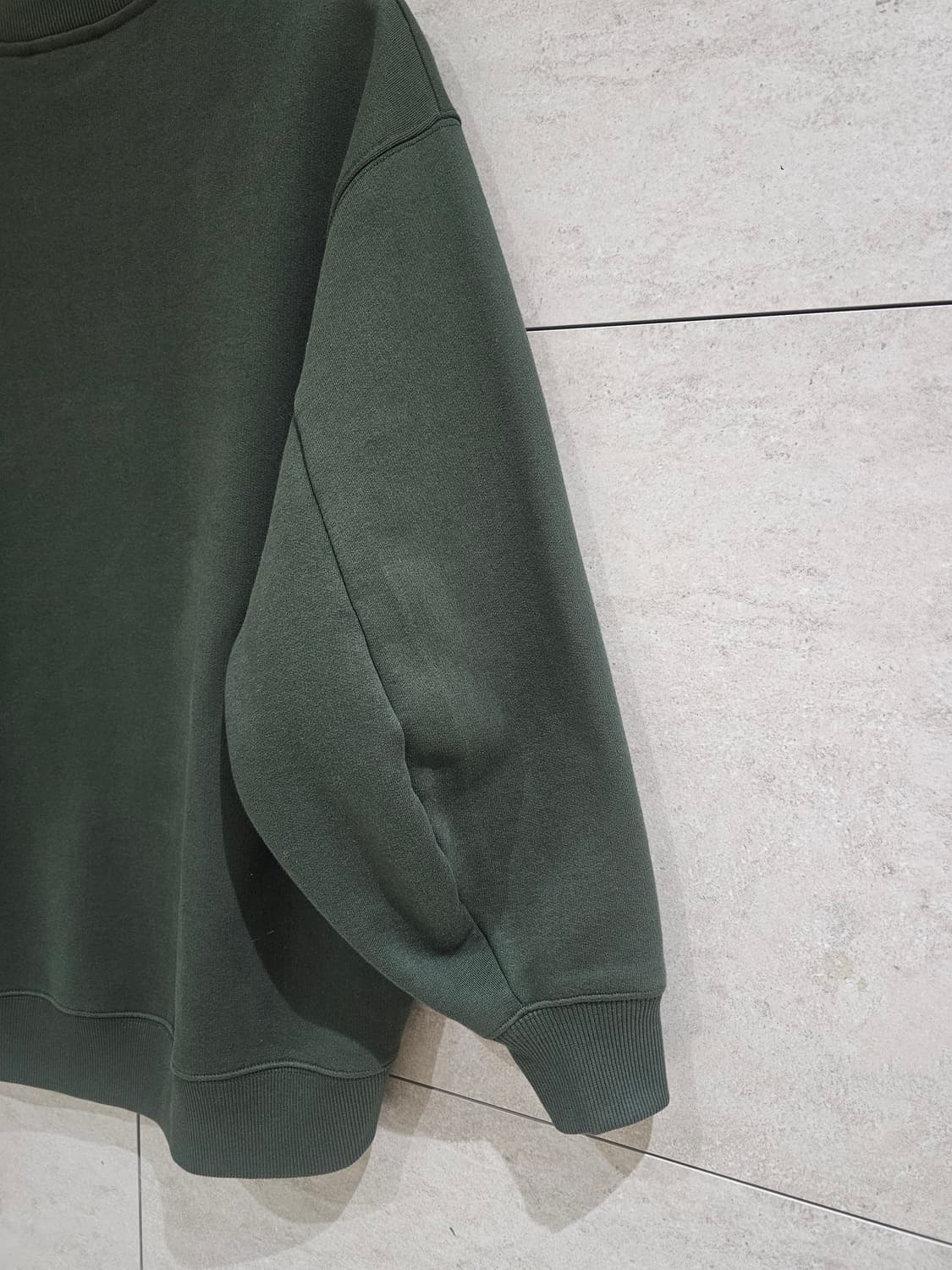 아크네스튜디오 맨투맨 상품이미지5