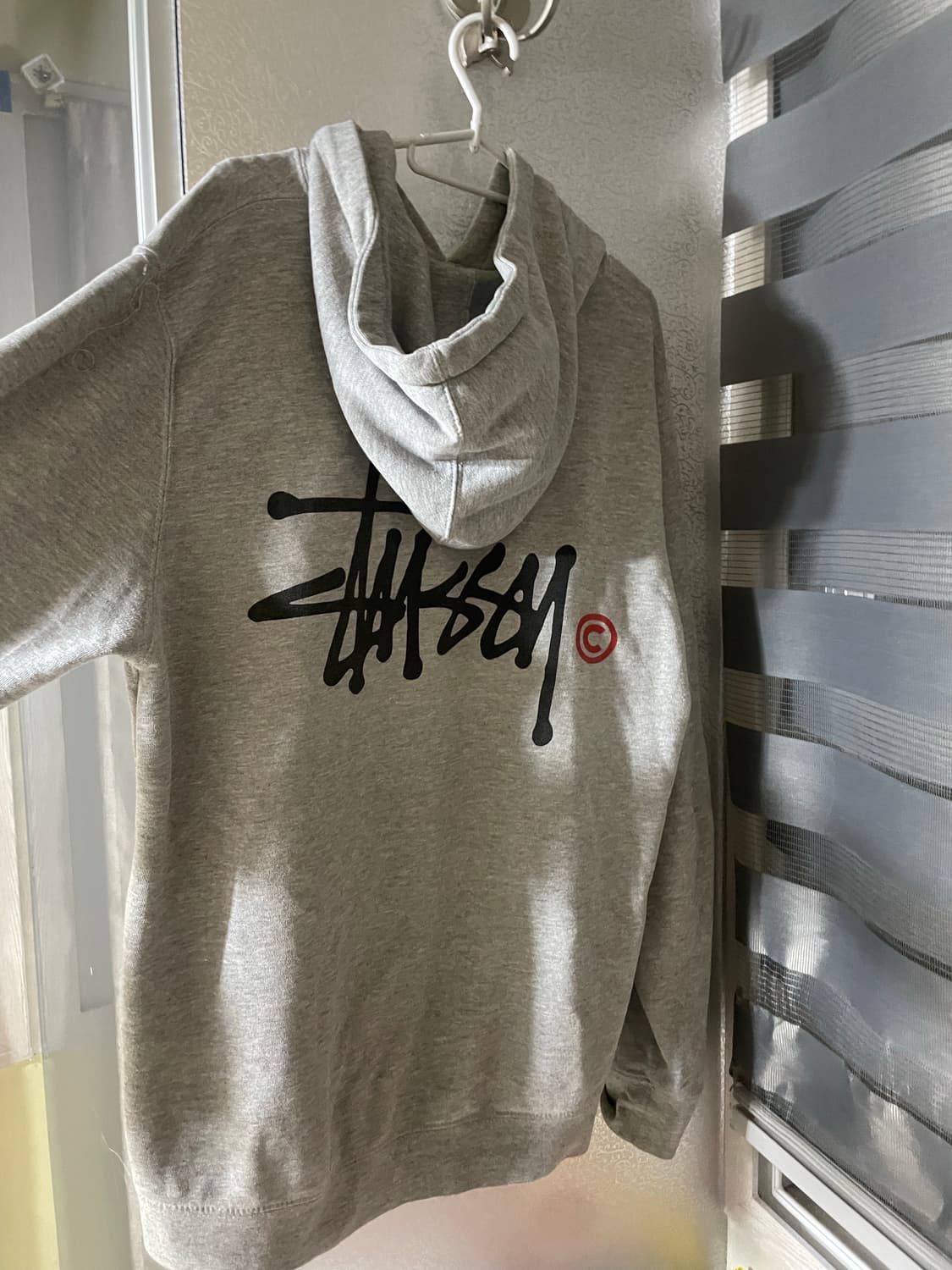 스투시 후드티 팔아요 상품이미지1