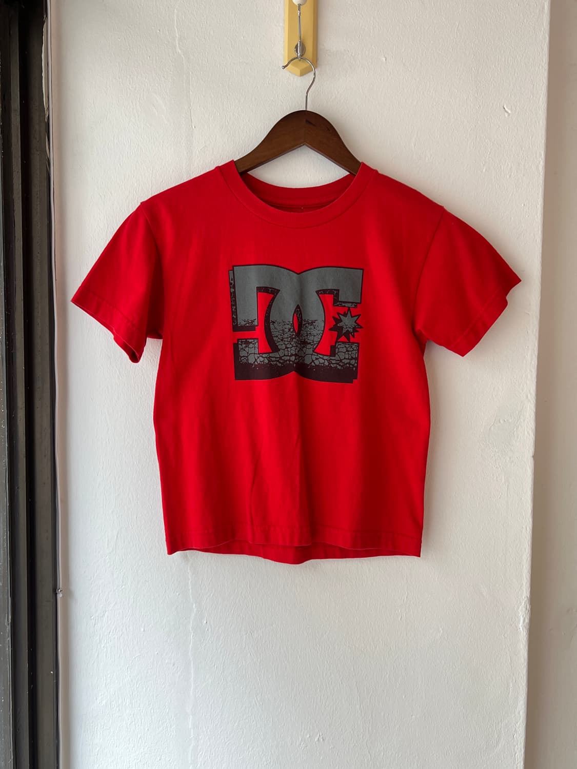 DC SHOES vintage crop T-SHIRT red 상품이미지1