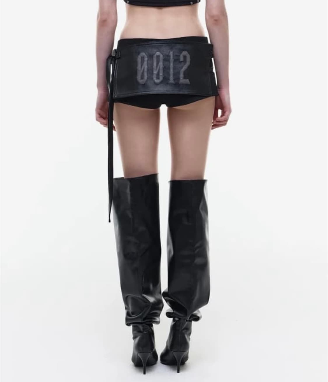 Opus 0012 오퍼스 0012 레더 랩스커트 상품이미지2