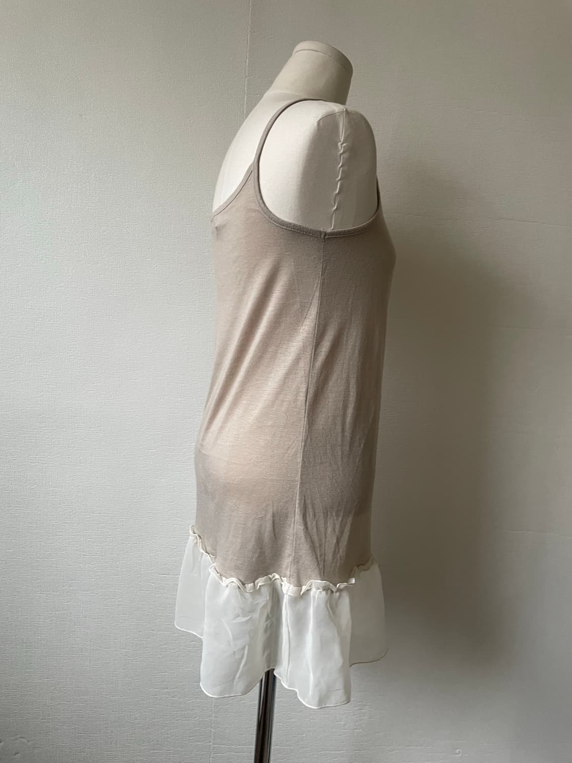 Fortune Cookie Beige Lace Sleeveless 상품이미지8