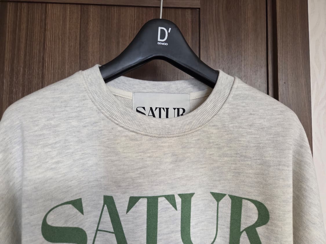 새상품)새터 satur  멜란지그레이 오버핏 빅로고 맨투맨 M 상품이미지5