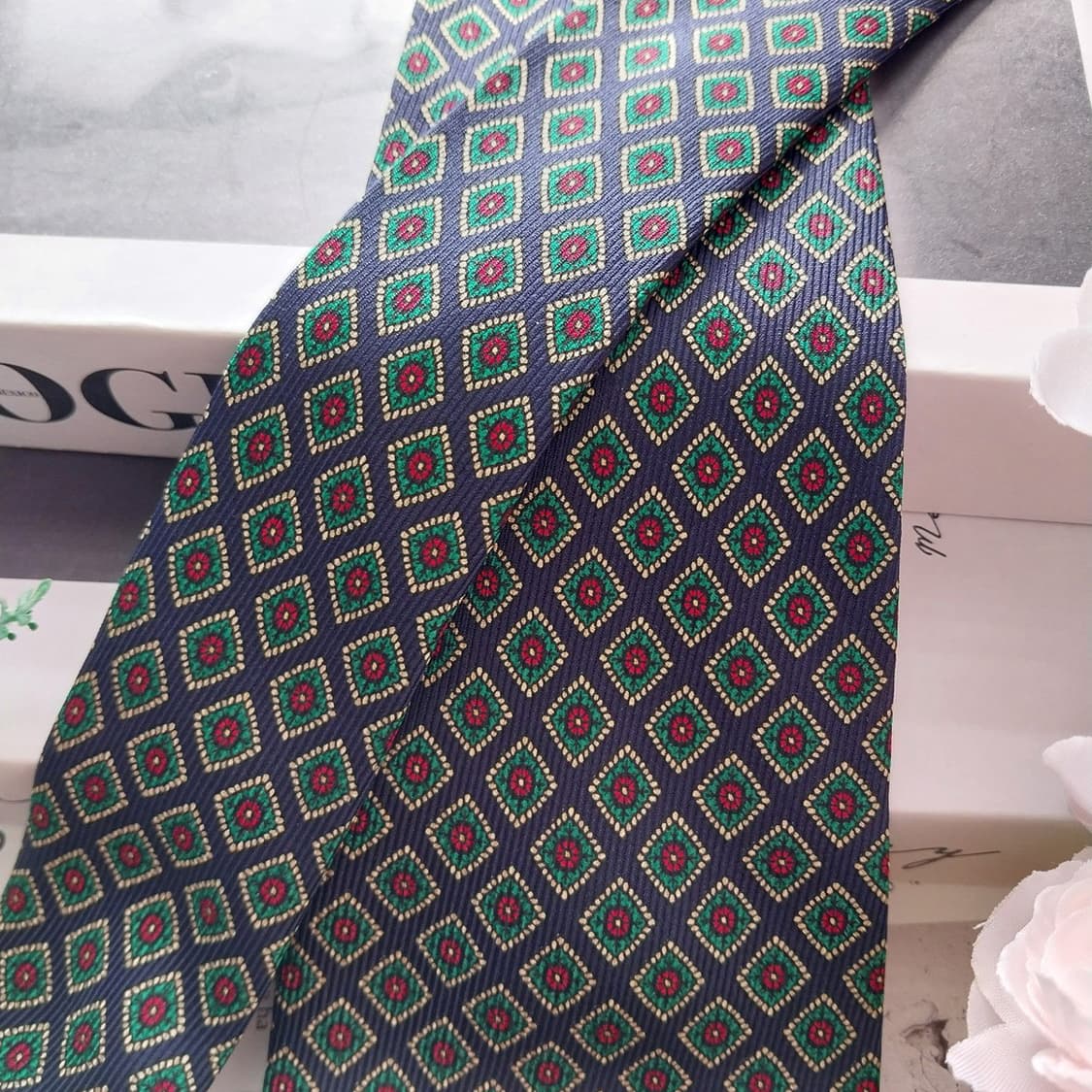 니나리치 실크 네이비&그린 다이아 넥타이 9.2cm A+등급 K1297
 상품이미지3