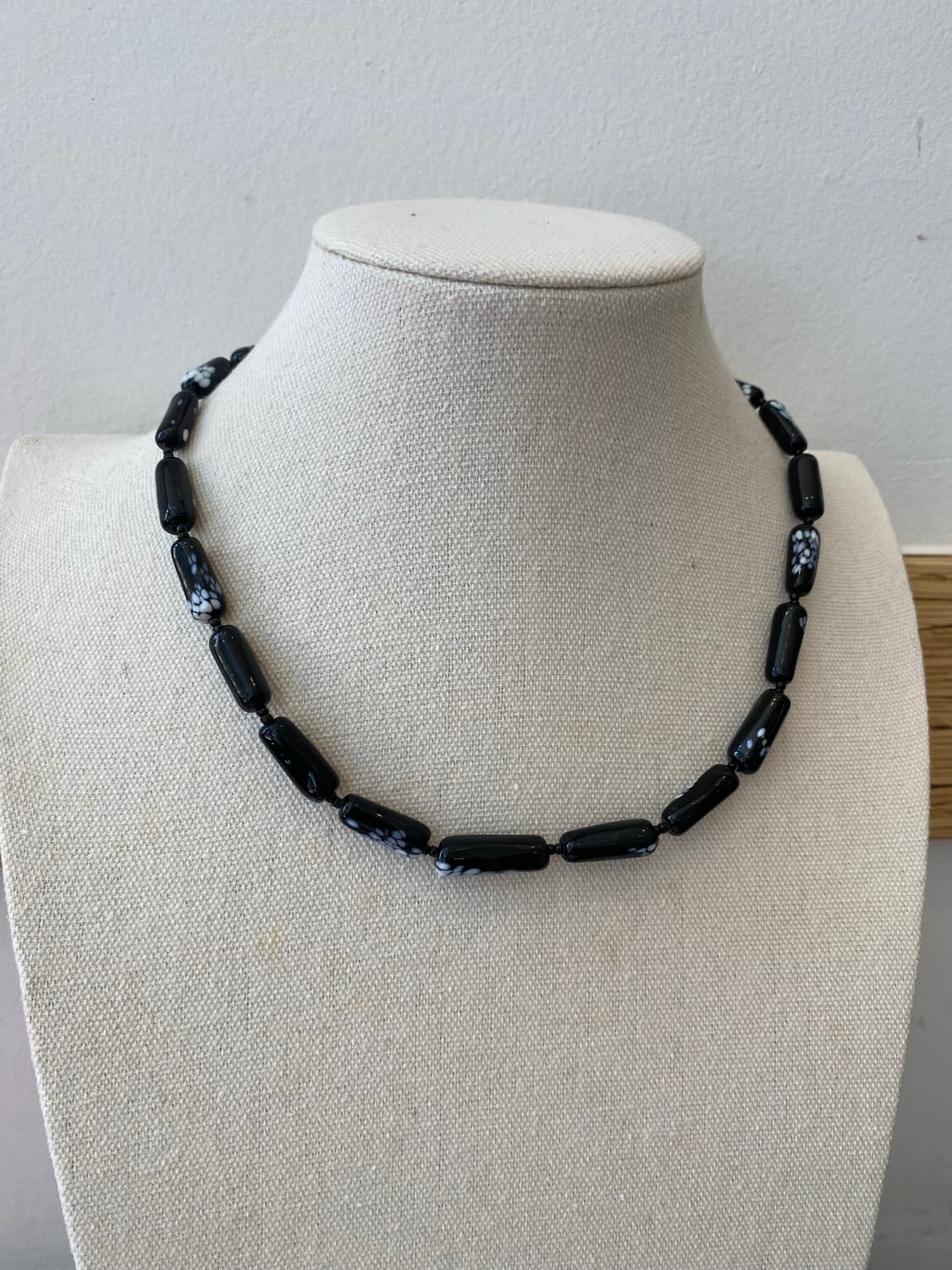 빈티지 블랙 플라워 비즈 목걸이 상품이미지5