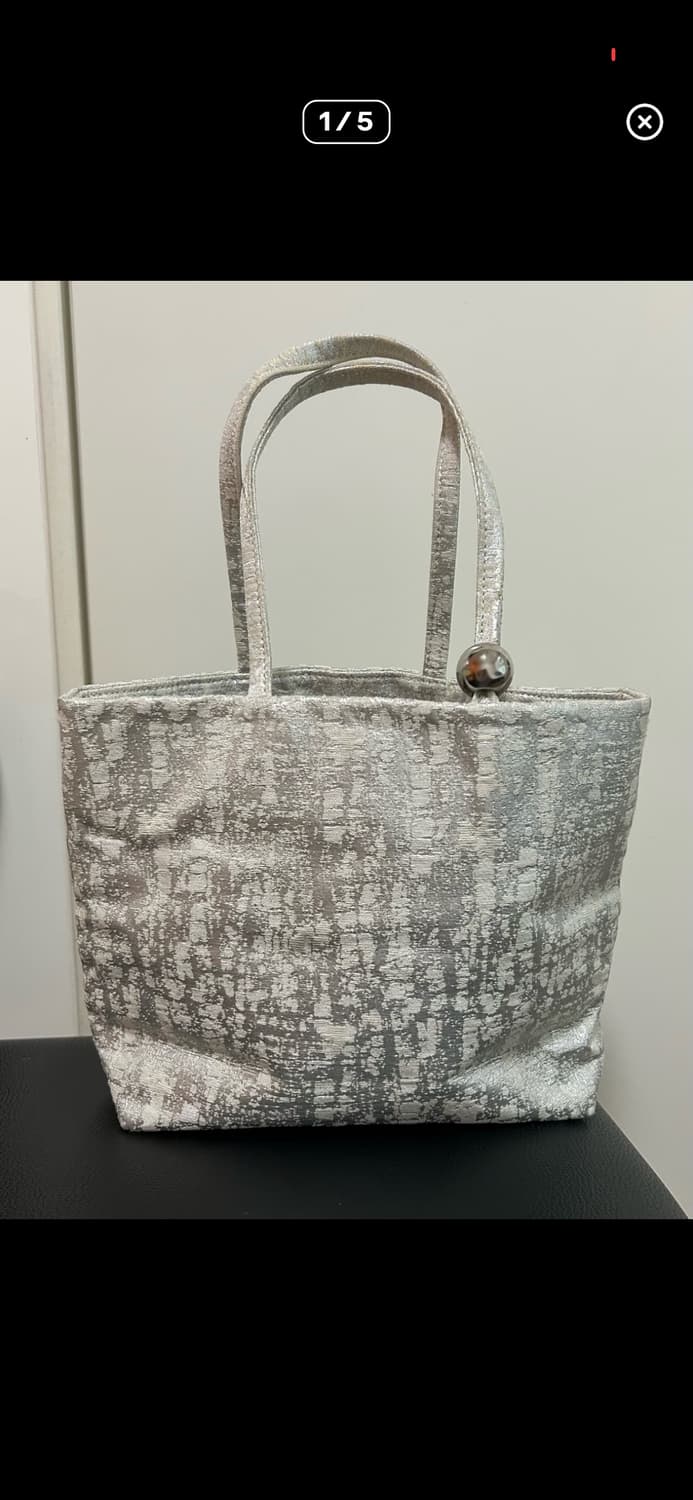 *해외출국으로 판매중단예정* Yunse 실버볼 미니 토트백 상품이미지1