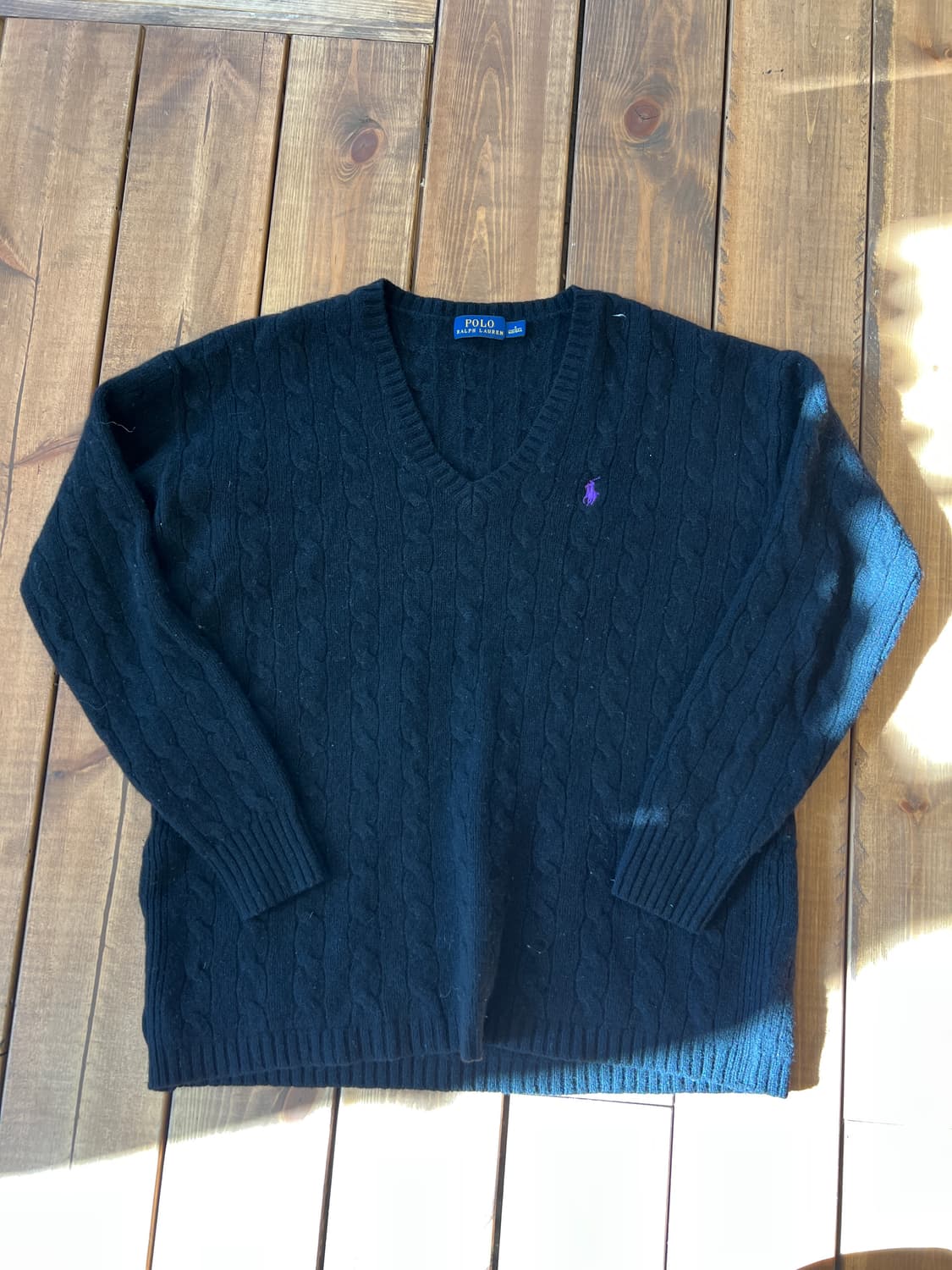 폴로 블랙 v넥 니트 상품이미지5