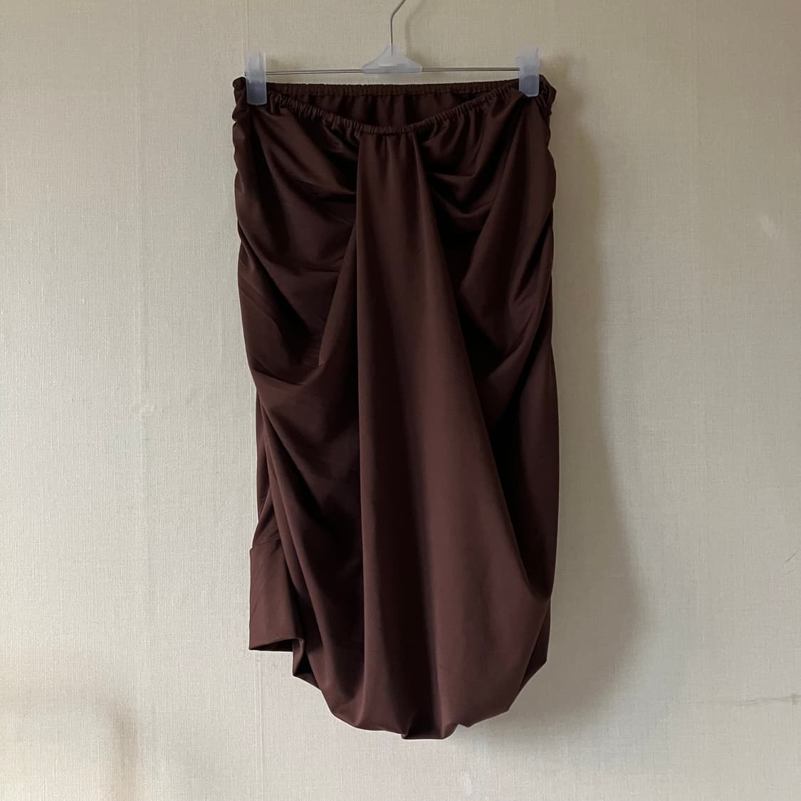 셔링 미디 스커트 상품이미지1