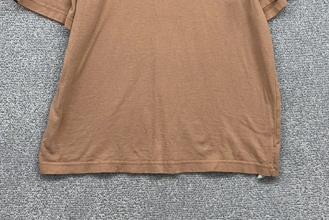 칼하트 베이지 포켓 로고 반팔티 S Regular 상품이미지4
