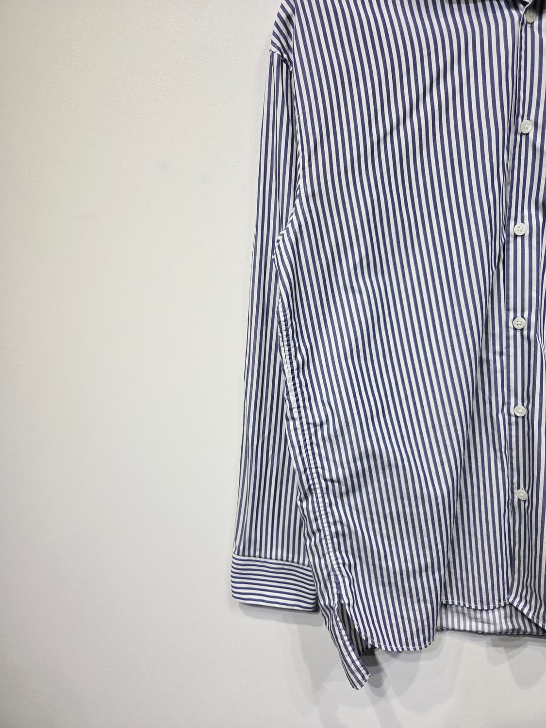 ZIO SONGZIO 지오송지오 백 포인트 셔링 스트라이프 셔츠 상품이미지4