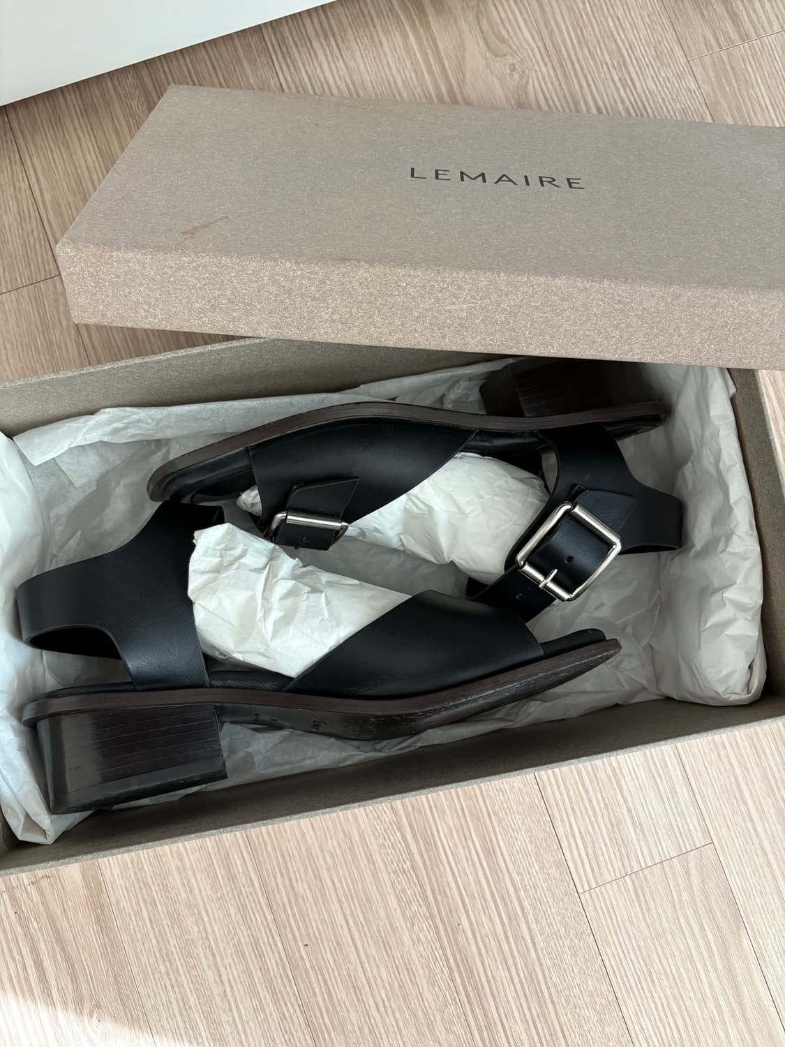 Lemaire 르메르 스퀘어힐 블랙 상품이미지2