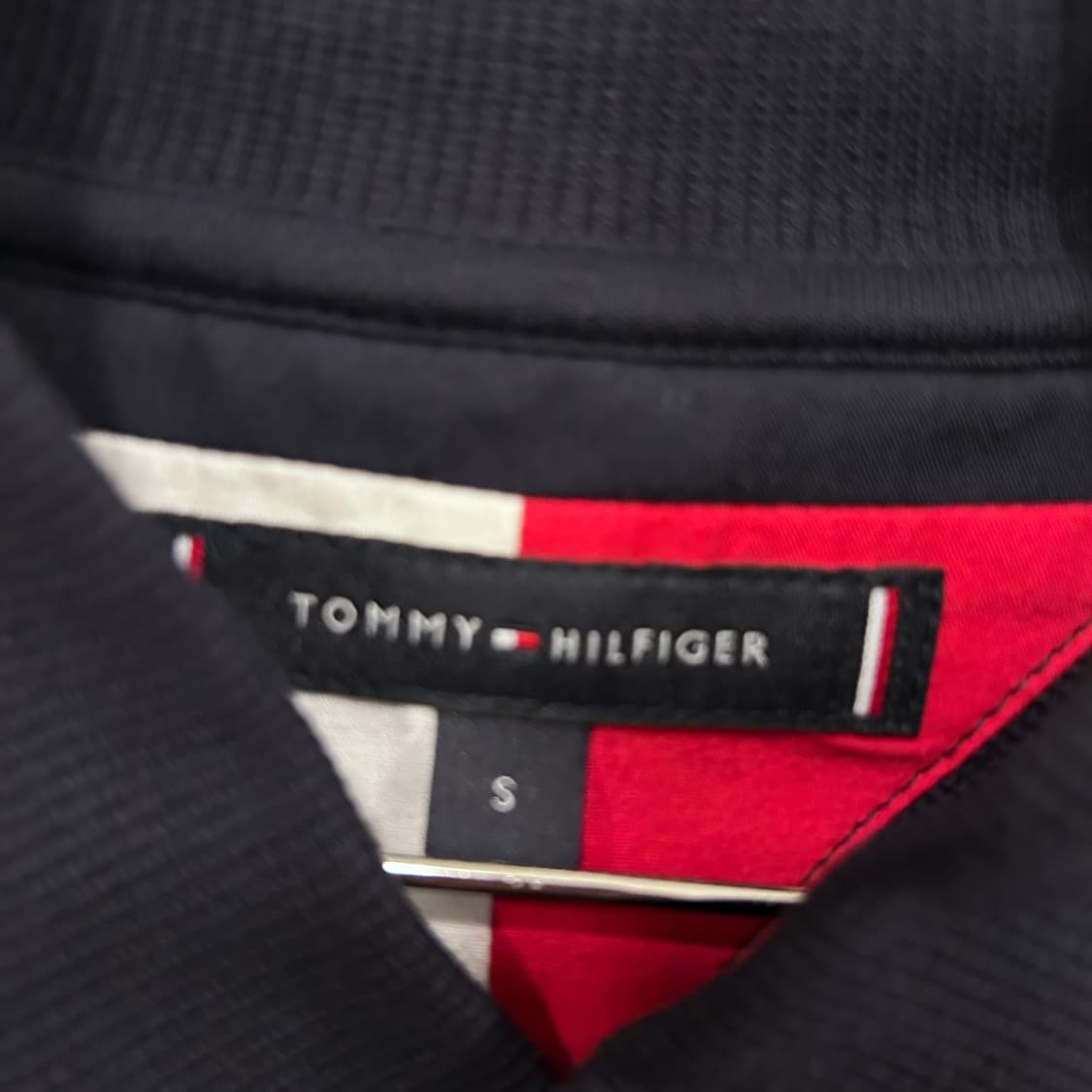 타미힐피거 와펜로고 숄카라 배색 코튼 저지 상품이미지3