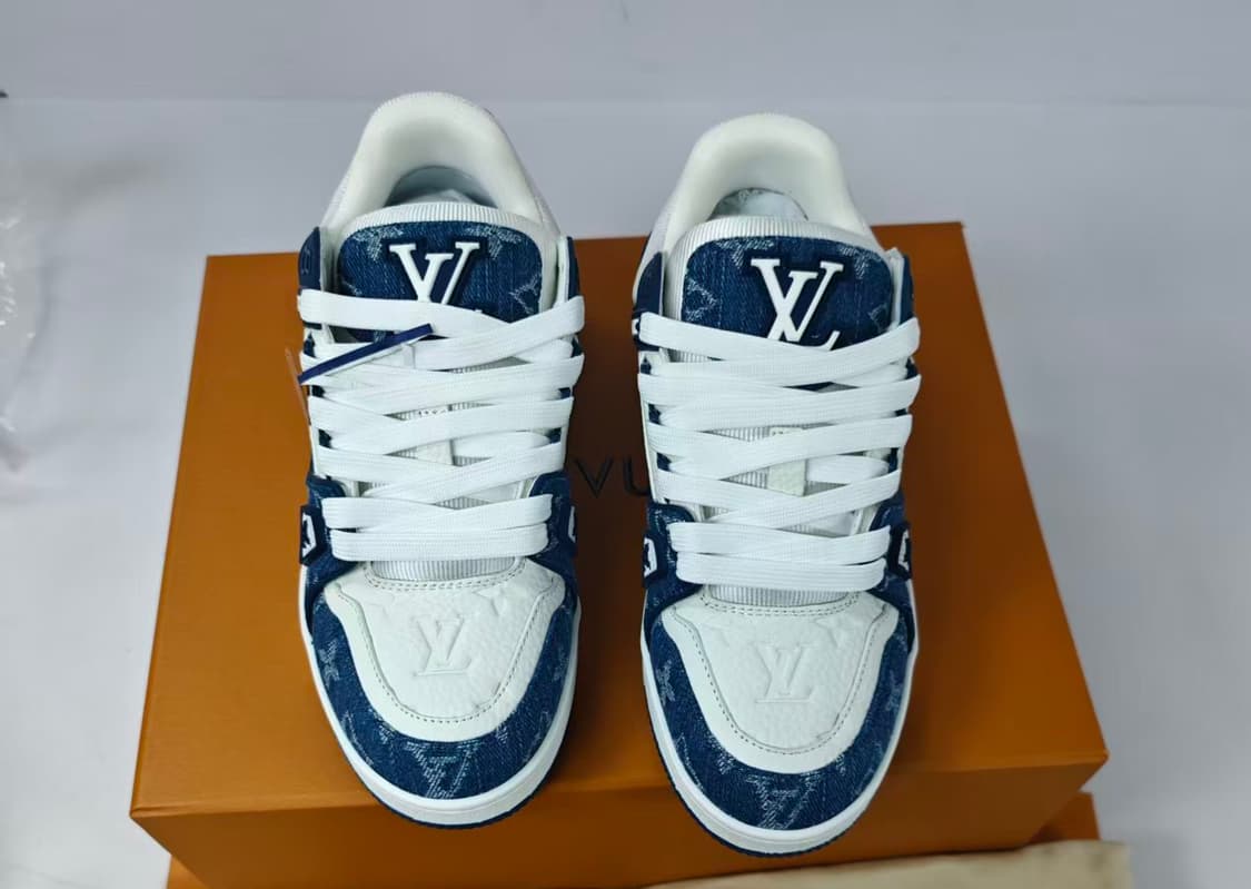 루이뷔통스니커즈 상품이미지1