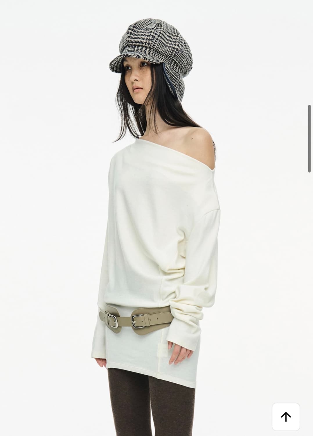 세릭 INCISION TAPERED TOP / IVORY 상품이미지2