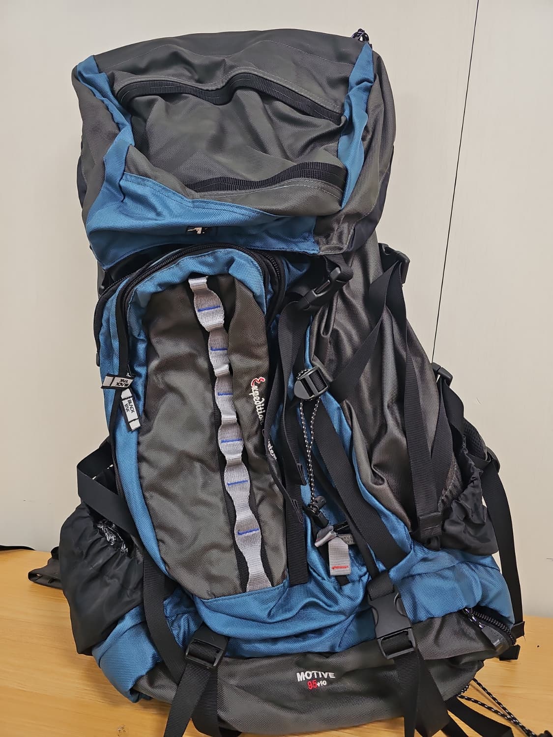 블랙야크 정품 105리터 특대형 배낭 등산배낭 팝니다 상품이미지1