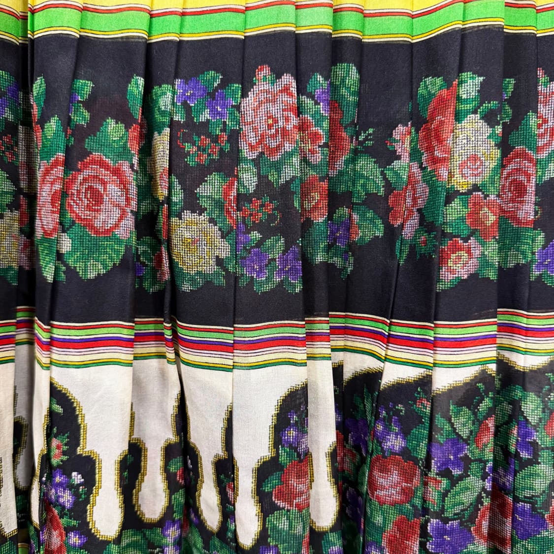 베르사체 쿠튀르 플리츠 미니 스커트 플로럴 바로크 믹스 패턴 상품이미지6