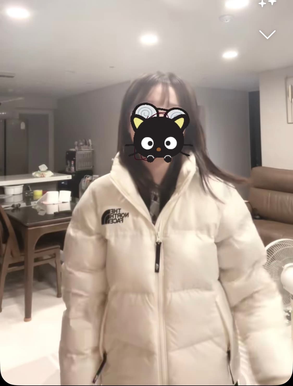 [새상품급90] 노스페이스 여성 눕시 온볼 패딩 크림 (m) NJ3NR8 상품이미지5