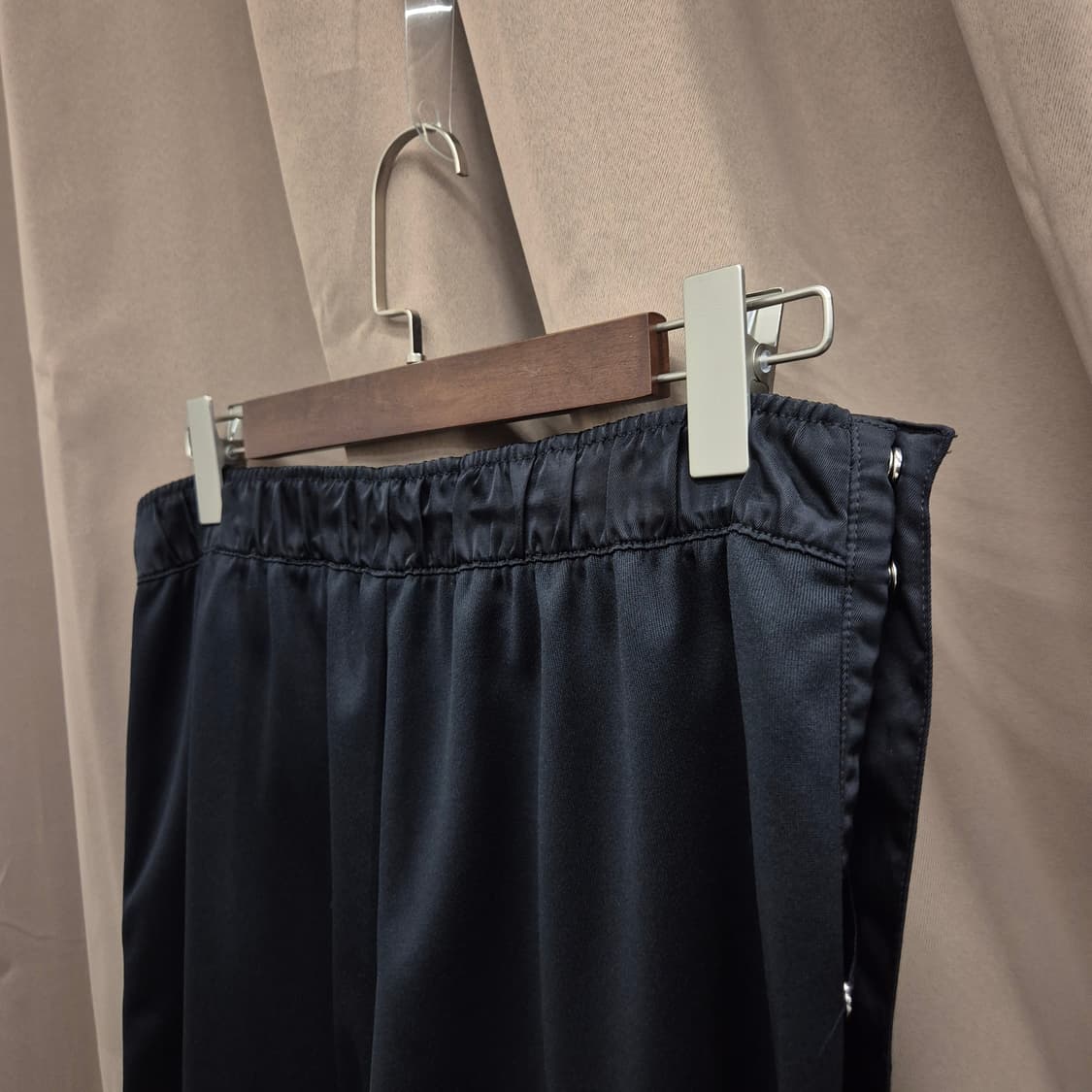 나이키 에어 여성 미드라이즈 브레이크어웨이 팬츠 XL 상품이미지5