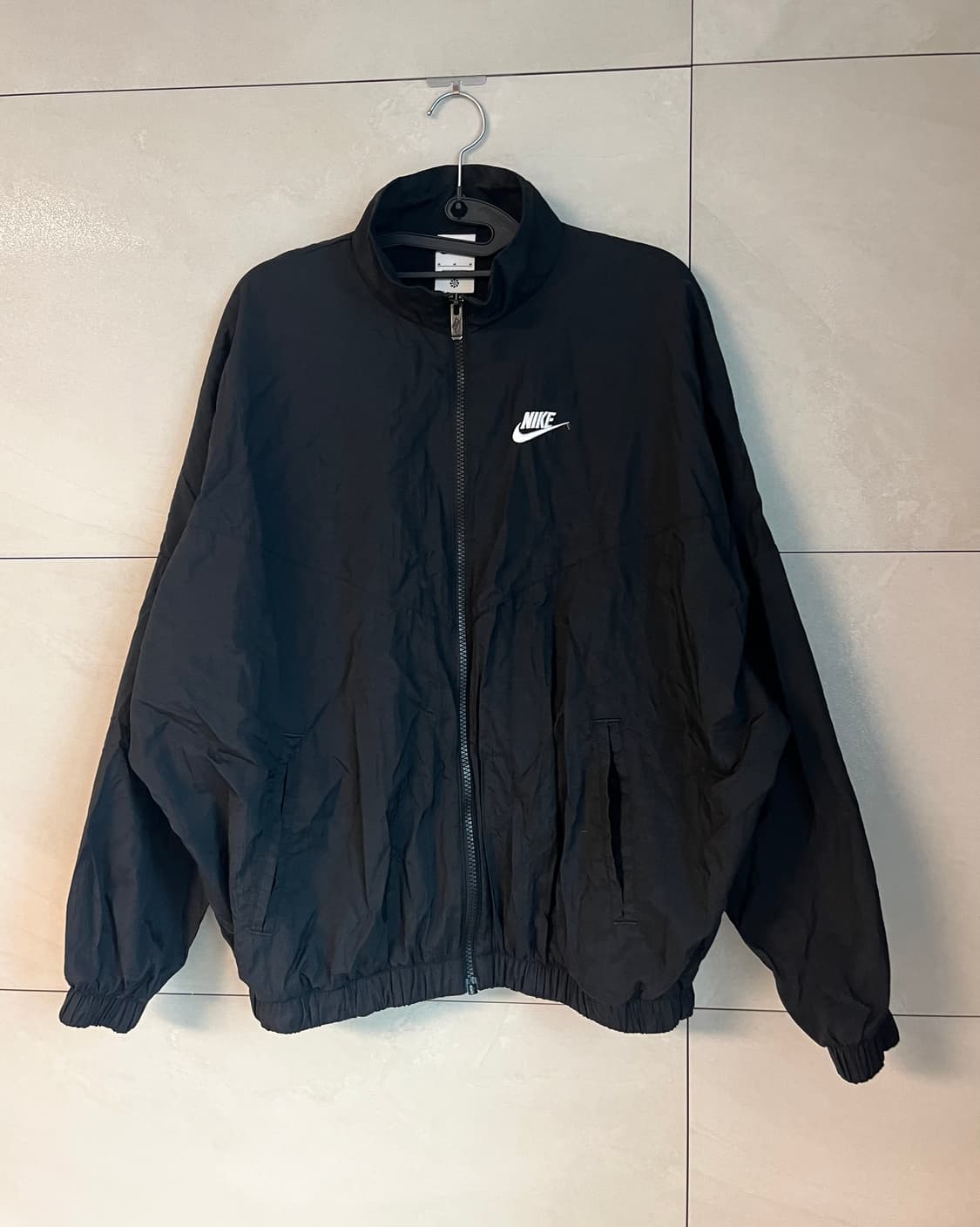 나이키 에센셜 바람막이 블랙 [M] 상품이미지3