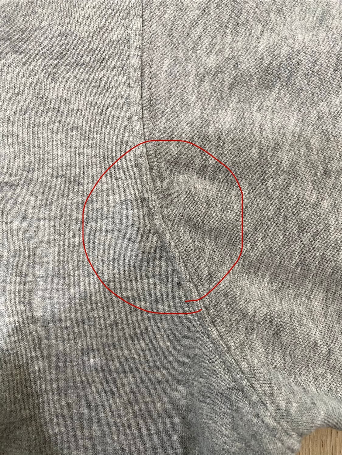 리바이스 그레이 맨투맨 티셔츠 (L) 상품이미지4