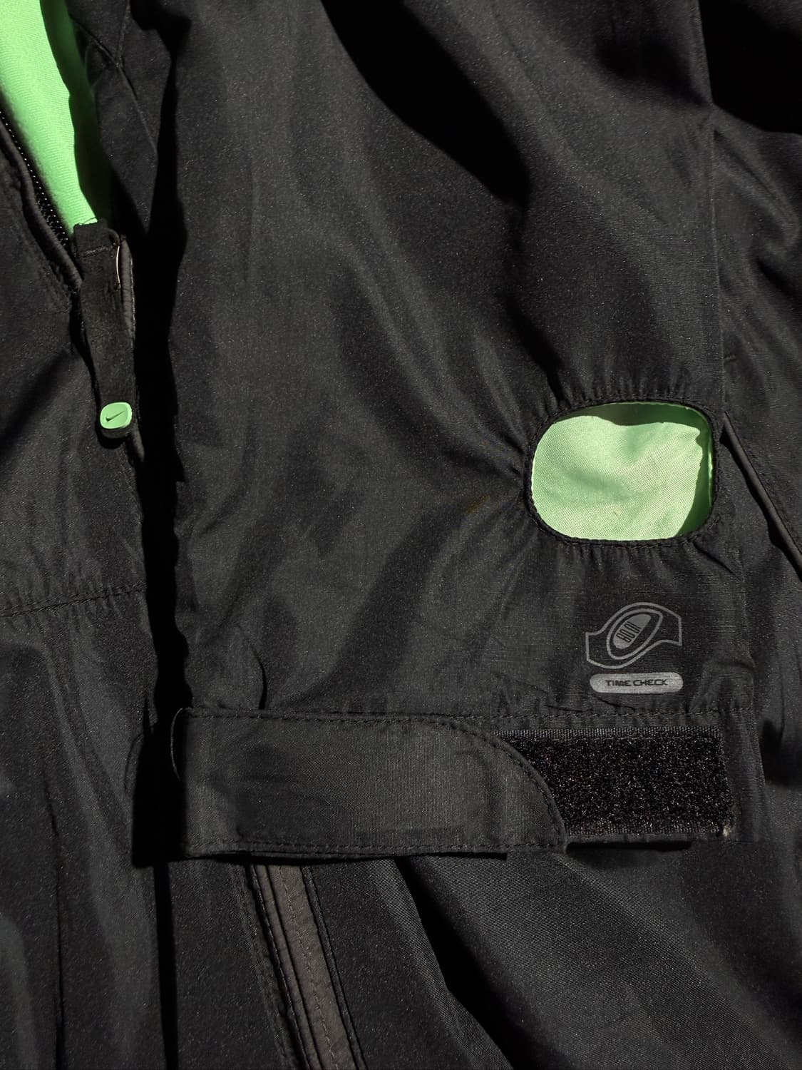 NIKE 나이키 손목 워치 디테일 배색 런닝 자켓 상품이미지6