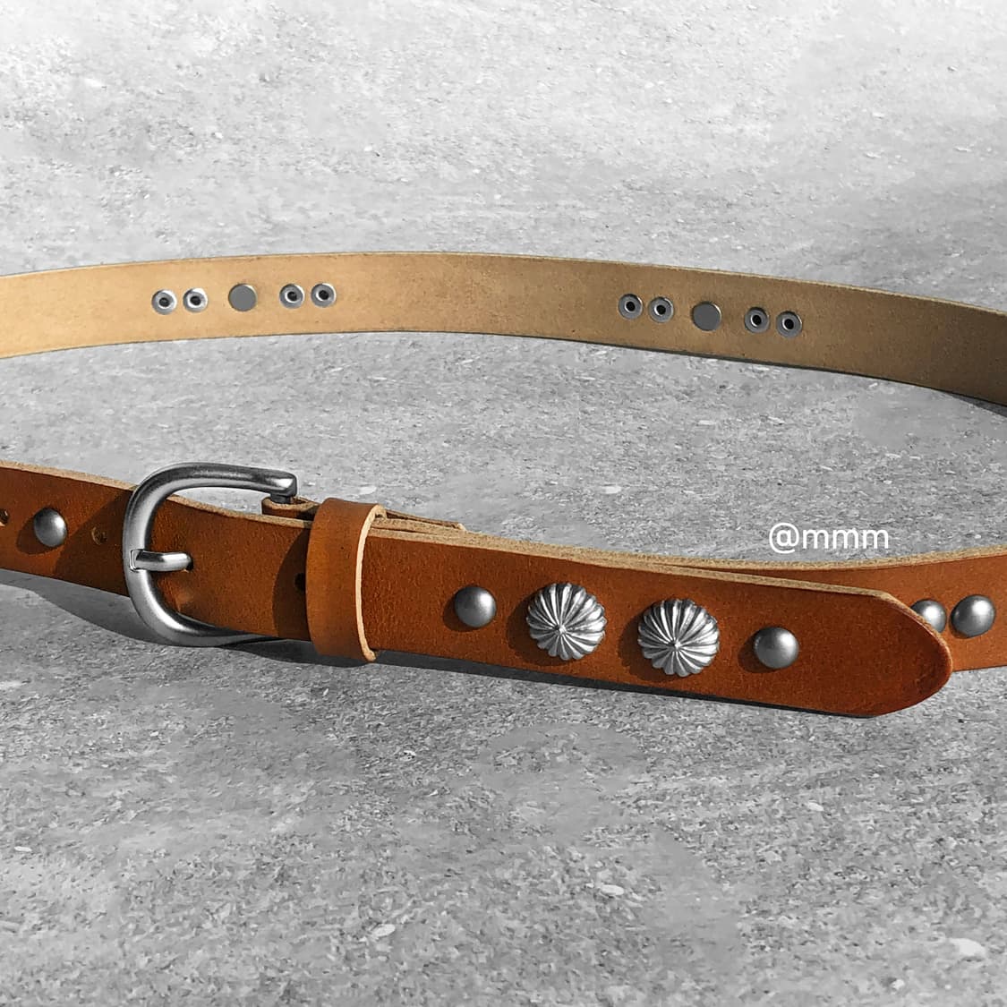 [Unisex] 찡 스터드 가죽 벨트 카멜 상품이미지1