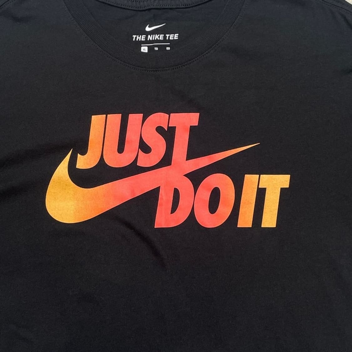 NIKE 빅로고 반팔티 블랙 XL(105) 상품이미지2