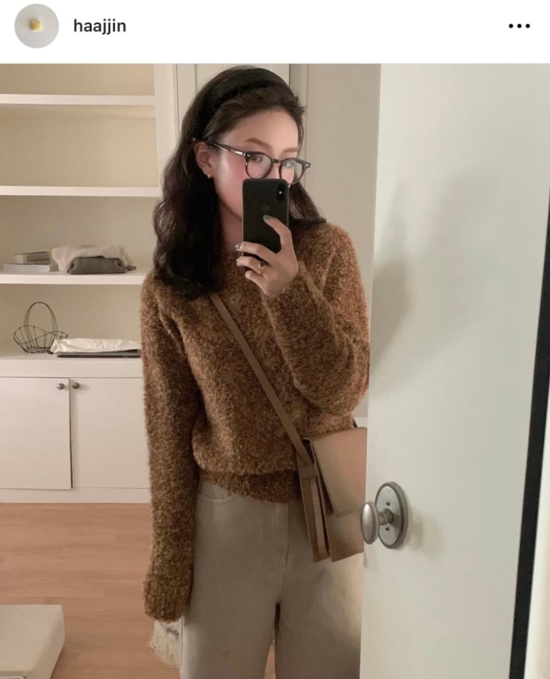 Ged(게드) 라운드넥 부클 니트 브라운 상품이미지3